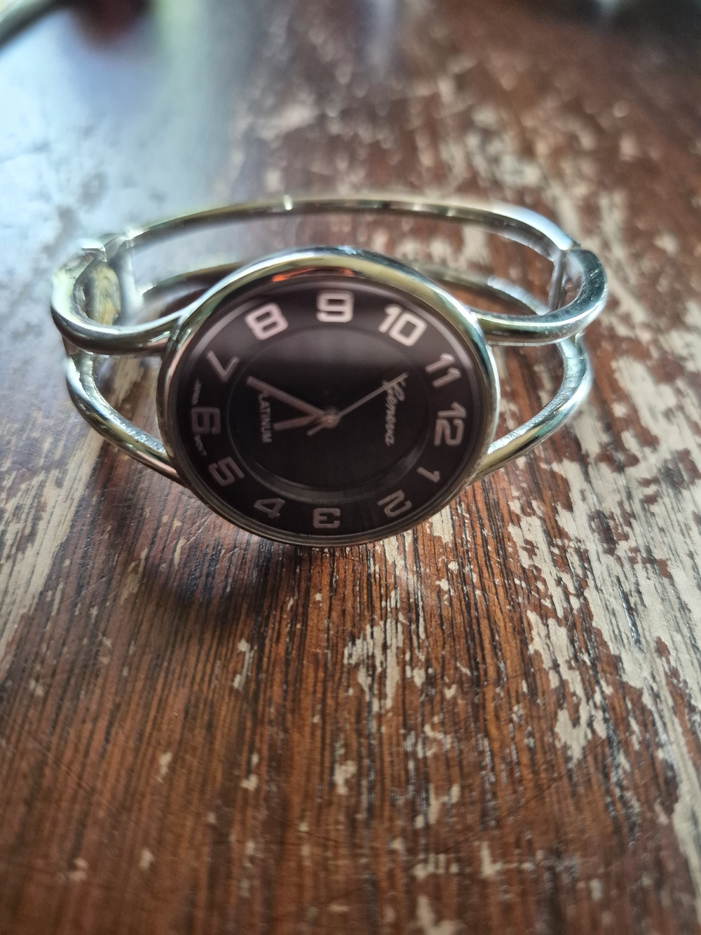 Women’s Silver-Tone Black Dial Bangle Watch Geneva Brand